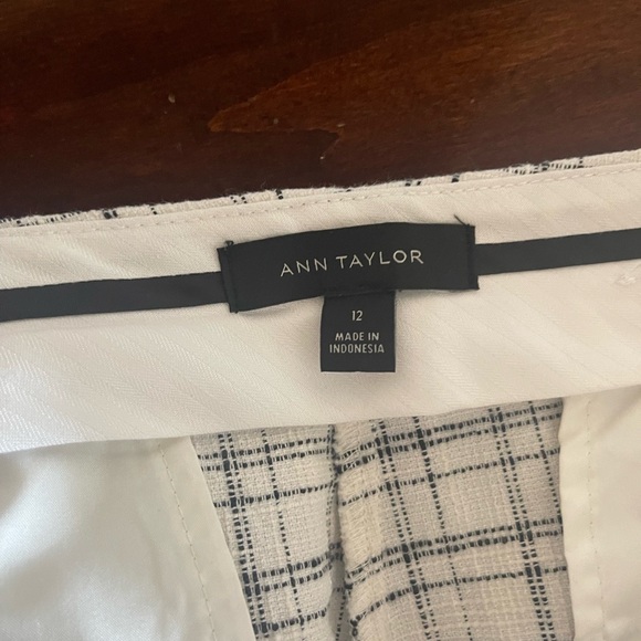 Ann Taylor size 12 pants - Picture 2 of 7